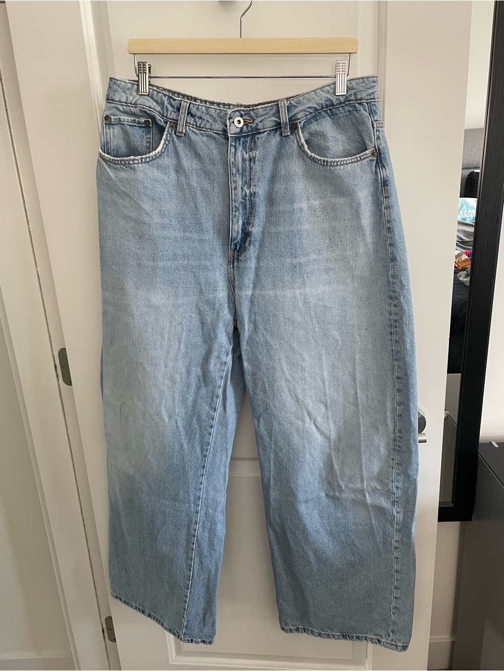 Zara Light Blue Relaxed Jeans